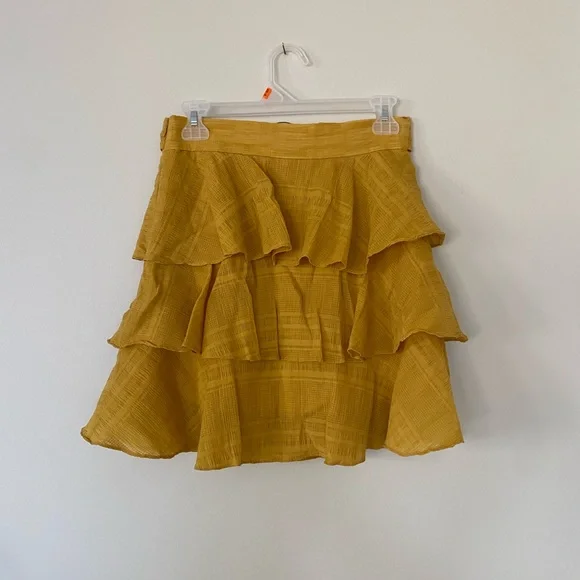 Revolve skirt - Picture 4 of 5